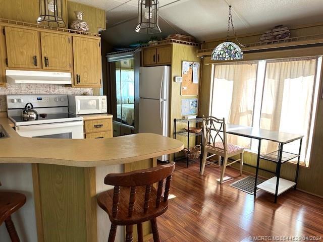 property at 952 Nettles Blvd