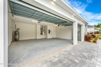 35 Loch Ness Dr in Rockledge, FL - Building Photo - Building Photo