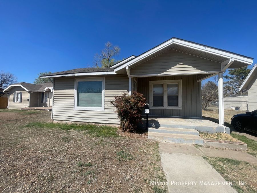 4216 SW 15th Ave in Amarillo, TX - Building Photo