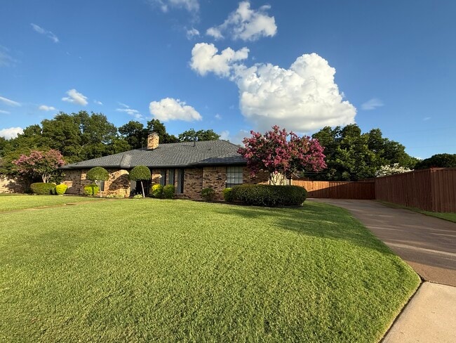 property at 206 Turpin Dr