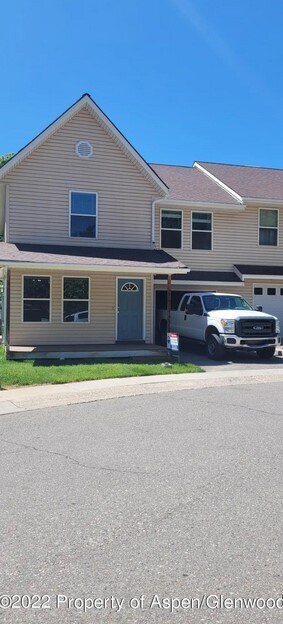 195 Caywood Ct in New Castle, CO - Building Photo