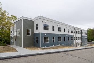 Station House Apartments in Newmarket, NH - Building Photo - Building Photo