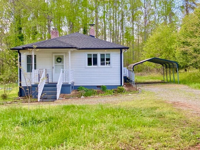 property at 108 New Circle Rd