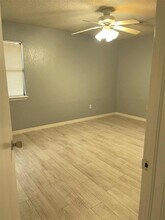 327 NE Skyline Cir in Lawton, OK - Building Photo - Building Photo