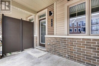 309 Olivenite Private in Ottawa, ON - Building Photo - Building Photo