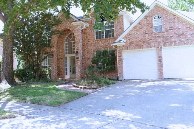 2719 Hidden Lake Dr in Grapevine, TX - Building Photo - Building Photo