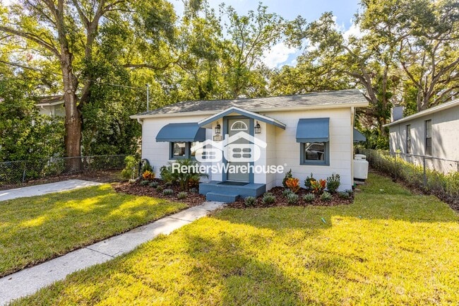 1008 W Powhatan Ave in Tampa, FL - Building Photo - Building Photo