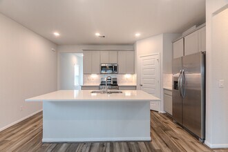 100 Ashe Juniper Wy in Magnolia, TX - Building Photo - Building Photo