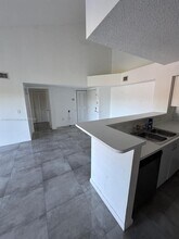 12124 St.Andrews Pl in Miramar, FL - Building Photo - Building Photo