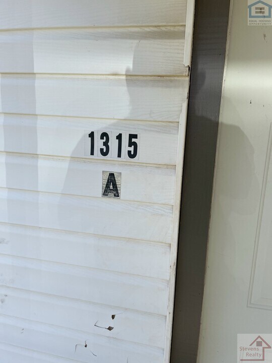 1315 SW E Ave in Lawton, OK - Building Photo