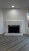 1320 Vinca Way in San Diego, CA - Building Photo - Building Photo