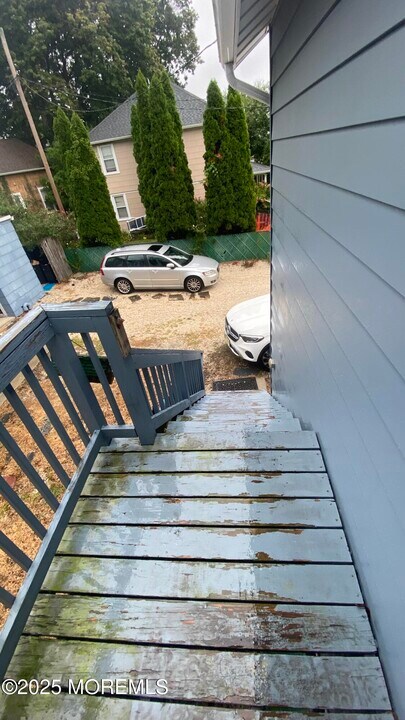 309 Hume St in Allenhurst, NJ - Building Photo