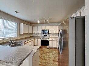 12717 W Paradise Dr in El Mirage, AZ - Building Photo - Building Photo