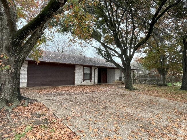 4801 West Gate Blvd in Austin, TX - Building Photo - Building Photo