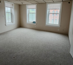 46 Irving St in Worcester, MA - Foto de edificio - Building Photo