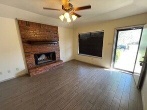 2106 84th St in Lubbock, TX - Building Photo - Building Photo