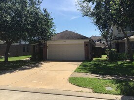5602 Darby Square Trl in Houston, TX - Building Photo