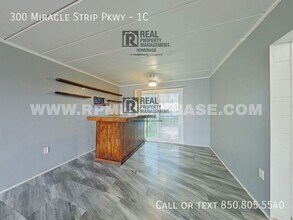 300 Miracle Strip Pkwy SW in Fort Walton Beach, FL - Building Photo - Building Photo