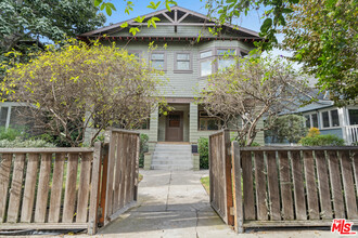 21 Park Ave in Los Angeles, CA - Foto de edificio - Building Photo