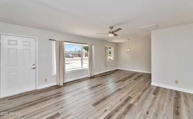 8444 E Plaza Ave in Scottsdale, AZ - Building Photo - Building Photo