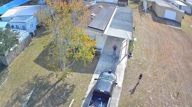 3930 Country Pl in Winter Haven, FL - Building Photo - Building Photo