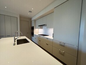 1388 Ala Moana Blvd in Honolulu, HI - Building Photo - Building Photo