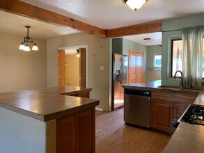 809 Dakota St SE in Albuquerque, NM - Building Photo - Building Photo