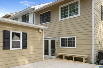 118 Woodlake Dr in Charlottesville, VA - Building Photo - Building Photo