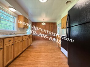 4620 Taylor St in Fort Wayne, IN - Building Photo - Building Photo