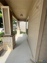 833 Manhattan in New Braunfels, TX - Building Photo - Building Photo