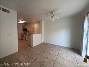8461 Blazing Sun Ave in Las Vegas, NV - Building Photo - Building Photo