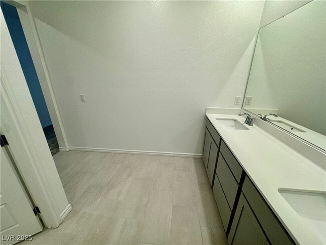 337 Laurel Peak Dr in Henderson, NV - Building Photo - Building Photo