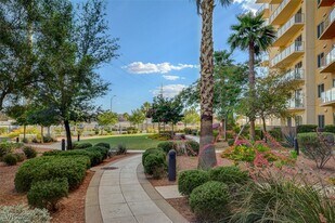 8255 S Las Vegas Blvd in Las Vegas, NV - Building Photo