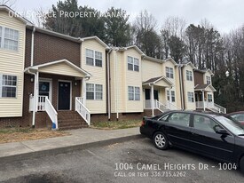 1004 Camel Heights Dr in Winston-Salem, NC - Building Photo