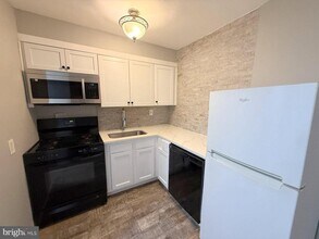 1200 Marlton Pike in Cherry Hill Township, NJ - Building Photo - Building Photo