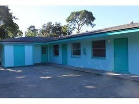11441 Char Ann Dr in Ft. Myers, FL - Building Photo