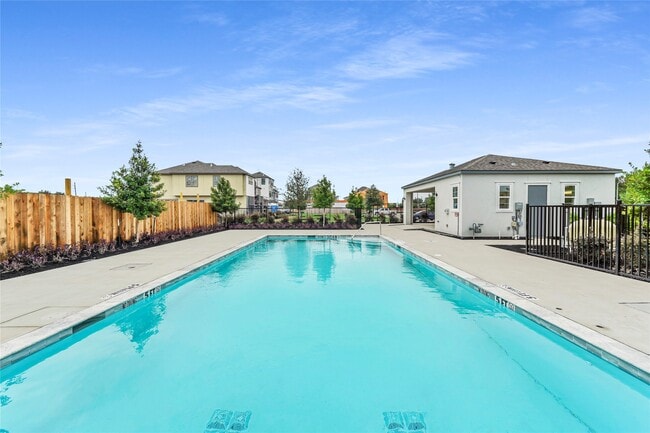 12016 Royal Oaks Banner Wy