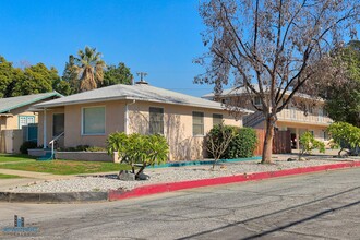 Bonita Apartments in Glendora, CA - Foto de edificio - Building Photo