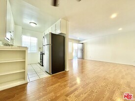 4100 Arch Dr in Los Angeles, CA - Building Photo