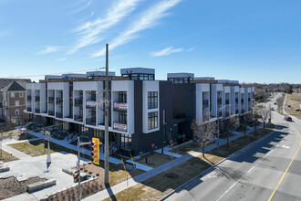 135 Mandrake St in Ajax, ON - Building Photo - Building Photo