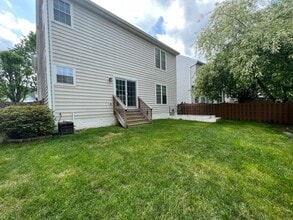 604 Nathan Pl NE in Leesburg, VA - Building Photo - Building Photo