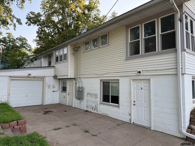 property at 908 Harrington Ave