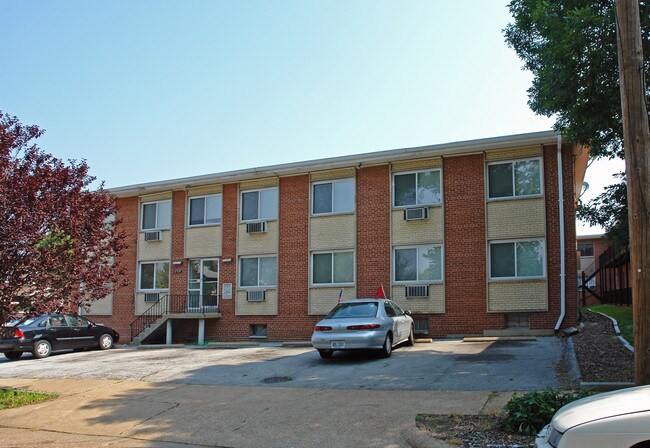 3555 Bingham Ave in St. Louis, MO - Foto de edificio - Building Photo