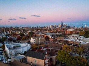 2025 W Coulter St in Chicago, IL - Building Photo - Building Photo