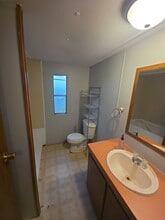 1459 Hickory Valley Rd in Sparta, TN - Building Photo - Building Photo