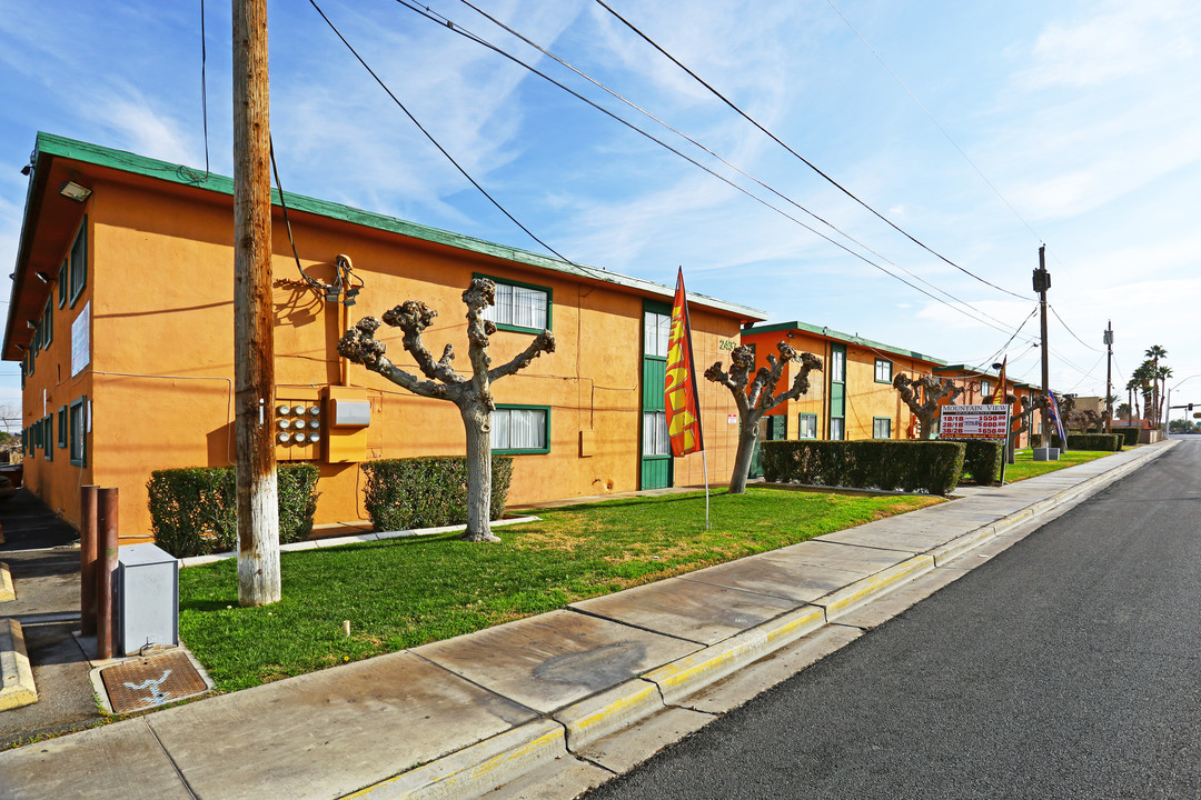 Mountain View Apartments in North Las Vegas, NV - Building Photo