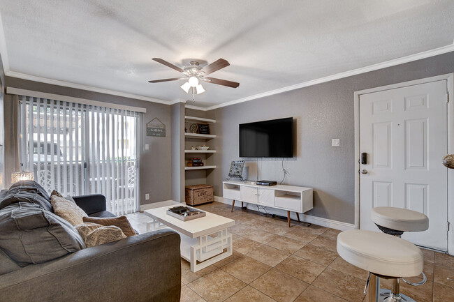 Flamingo Polo Club Condominiums