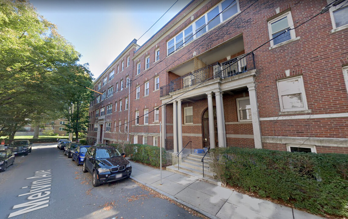 19 Melvin Ave, Unit 8 in Boston, MA - Foto de edificio