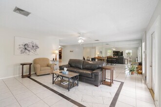 306 18th Ave N in Lake Worth Beach, FL - Building Photo - Building Photo