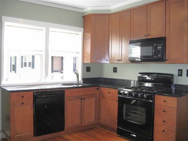 133 Boston Ave, Unit 1 in Somerville, MA - Building Photo - Building Photo